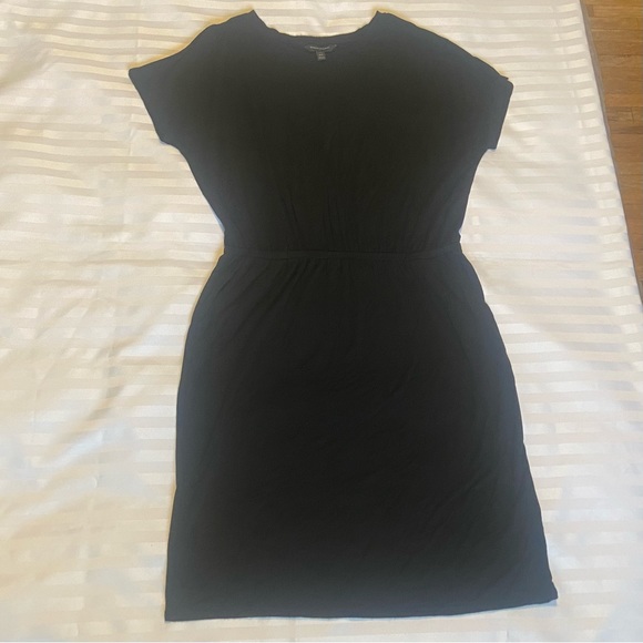 🖤 Banana Republic T-shirt dress with pockets - EUC - Picture 4 of 9